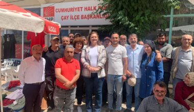 “Ülke batma noktasına gelmişken, AK Parti ve MHP Meclisi tatil etme kararı aldı”