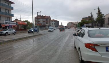 Kuvvetli Yağış Hayatı Olumsuz Etkiledi Kuvvetli Yağış Hayatı Olumsuz Etkiledi